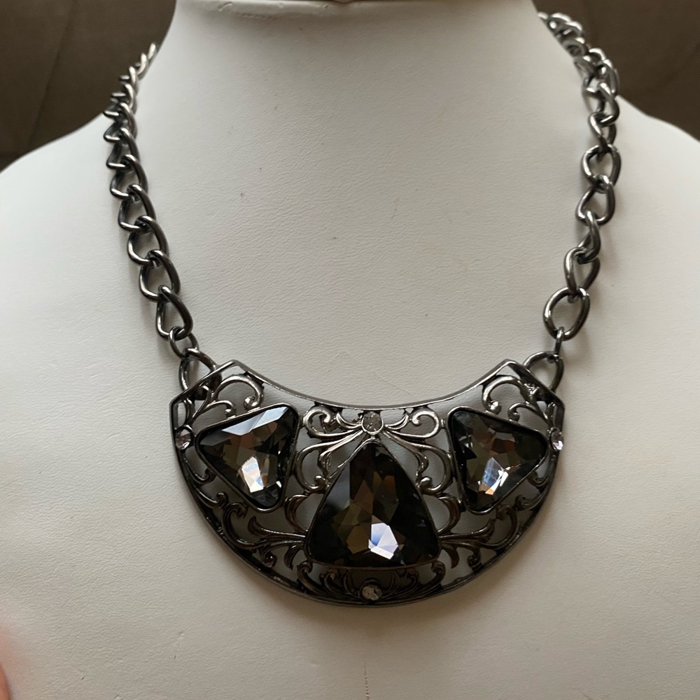 Boutique necklace